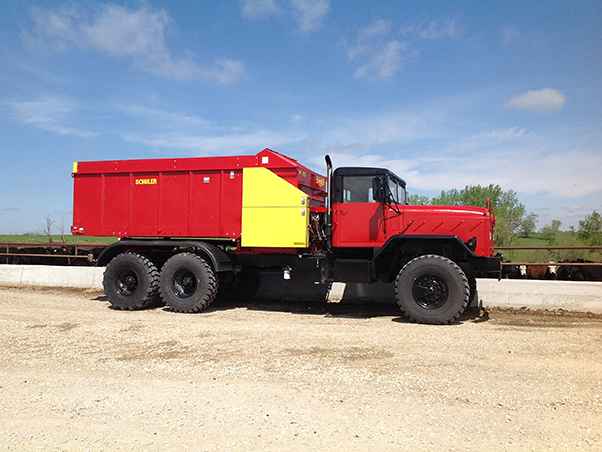 Truck Cattle Feeder